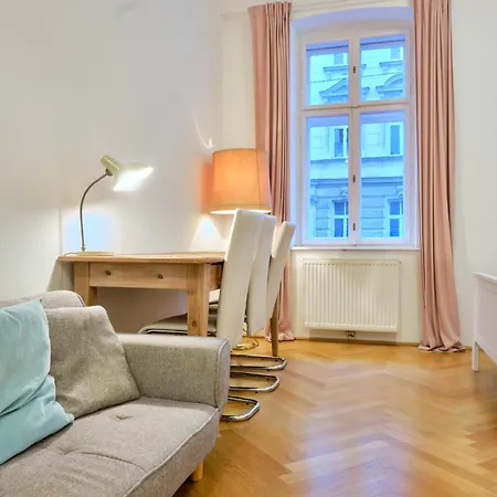 Chic - Near U3 Metro Apartment Wien