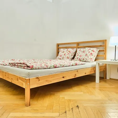 Apartment Chic - Near U3 Metro Wien