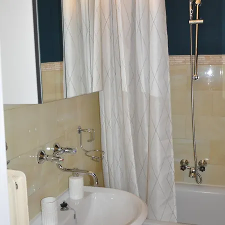Apartment Lovely In Historic Center