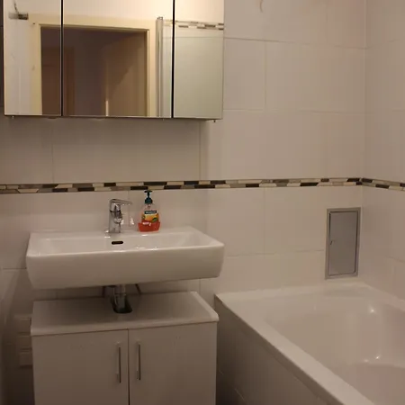 Apartment Happy