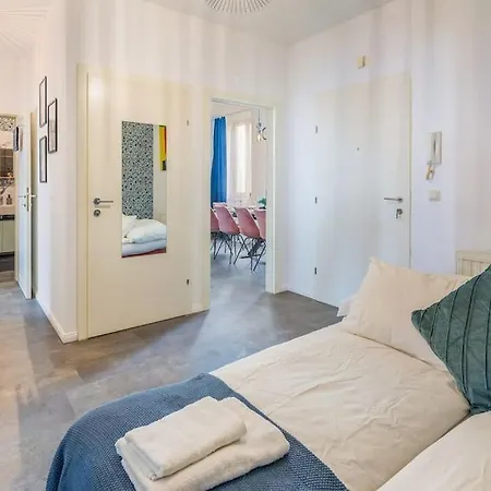 Luxury Vintage Vibe Apartment *