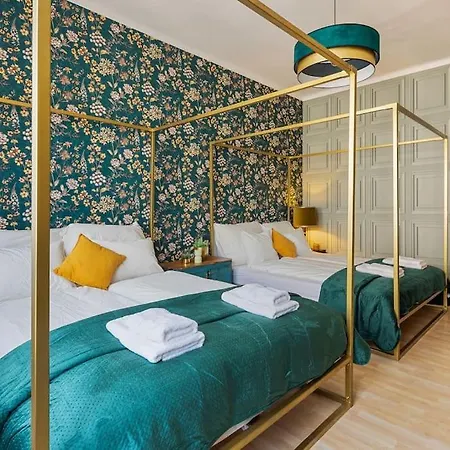 Luxury Vintage Vibe * Vienna
