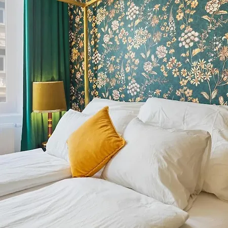 Luxury Vintage Vibe Apartment
