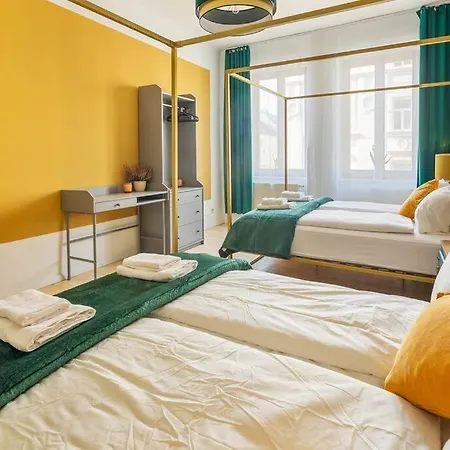 Apartment Luxury Vintage Vibe