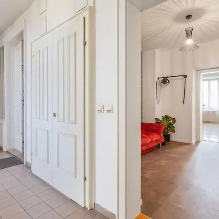 Apartment Luxury Vintage Vibe