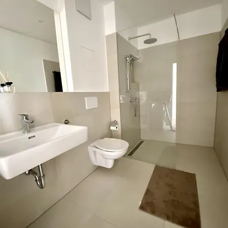 Rooftop With Terrace & Ac - Self Check-in Apartment *