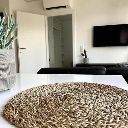 Apartment Rooftop With Terrace & Ac - Self Check-in Vienna
