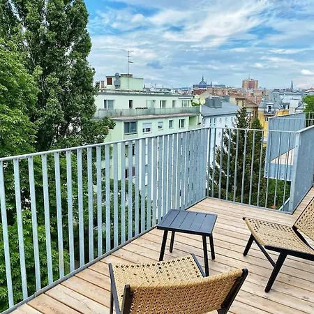 Rooftop With Terrace & Ac - Self Check-in Apartment *
