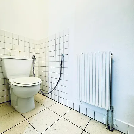 In A Shared Apt 6-min Drive To Schoenbrunn Apartment *