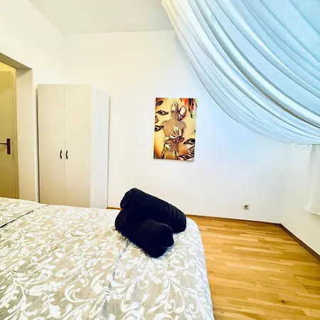Apartment In A Shared Apt 6-min Drive To Schoenbrunn
