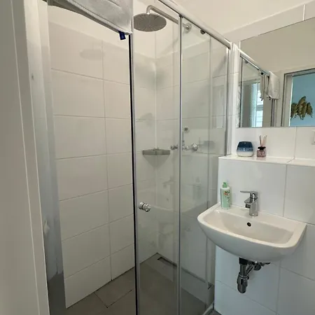 Housingplus Bed & Breakfast 2*