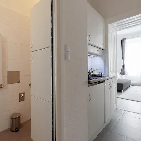 Apartment 15 Minuten Ins Zentrum - Neu Und Komfortabel Mit Klimaanlage *