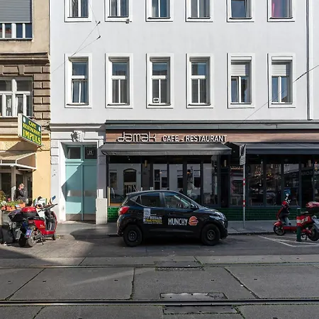 Apartment 15 Minuten Ins Zentrum - Neu Und Komfortabel Mit Klimaanlage