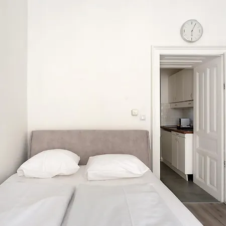 Apartment 15 Minuten Ins Zentrum - Neu Und Komfortabel Mit Klimaanlage