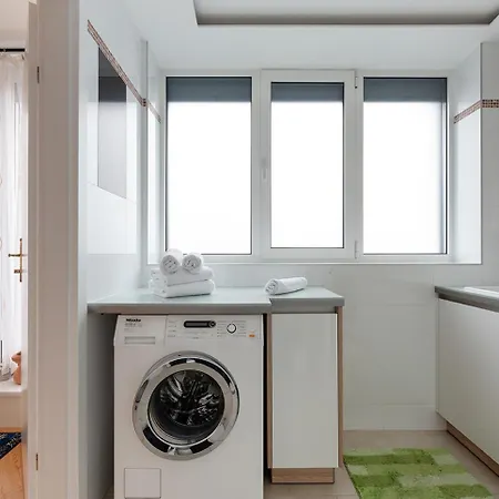 Apartmán Ruheoase Im Dachgeschoss Mit Klimaanlage, Nur 10 Minuten Ins Zentrum Vídeň
