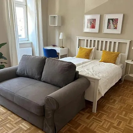 Sehr Schoene Und Gemuetliche - Perfekte U-bahn Anbindung Apartmán