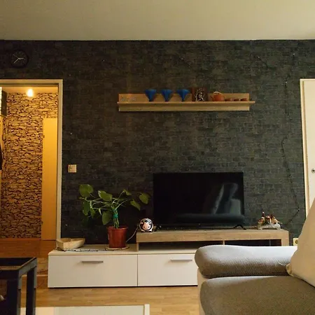 Details Apartment *