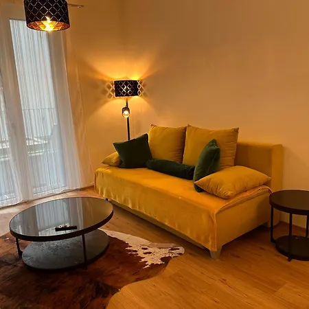 Apartment Schoenbrunn Garden