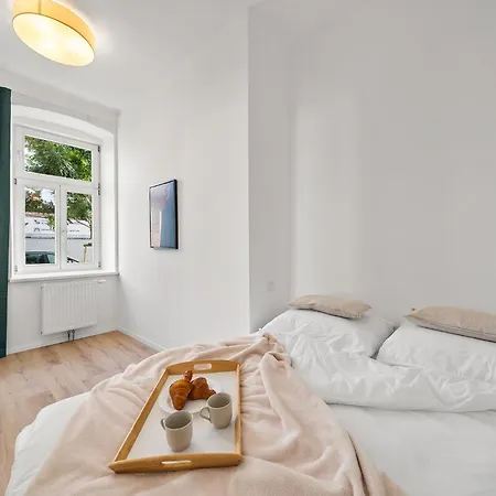 Nur 15 Minuten Ins Zentrum - Neu Renoviert Und Ruhig Gelegen
