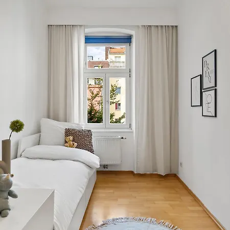 Nur 15 Minuten Ins Zentrum - Neu Renoviert Und Ruhig Gelegen Vienna