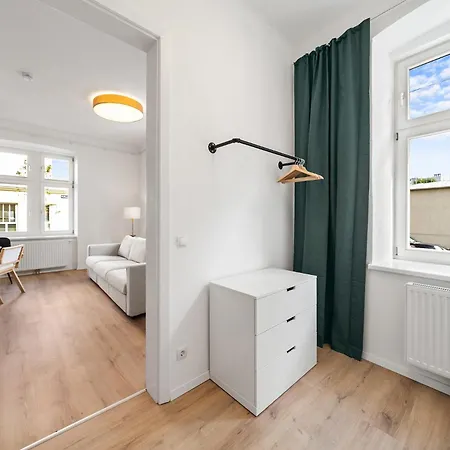 Nur 15 Minuten Ins Zentrum - Neu Renoviert Und Ruhig Gelegen *