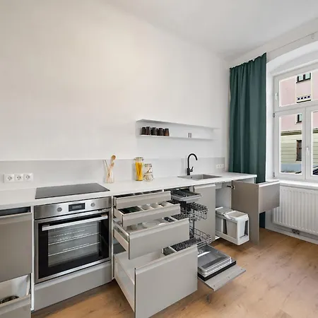 Apartment Nur 15 Minuten Ins Zentrum - Neu Renoviert Und Ruhig Gelegen