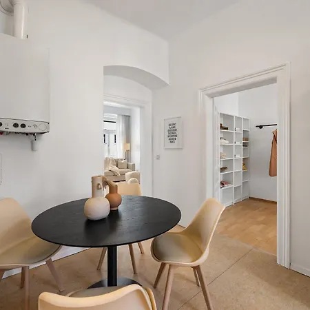 Nur 15 Minuten Ins Zentrum - Neu Renoviert Und Ruhig Gelegen * Vienna