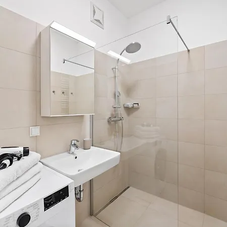 Apartment Nur 15 Minuten Ins Zentrum - Neu Renoviert Und Ruhig Gelegen