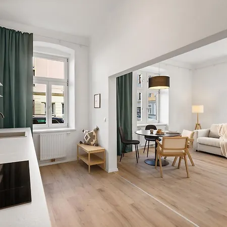 Nur 15 Minuten Ins Zentrum - Neu Renoviert Und Ruhig Gelegen *
