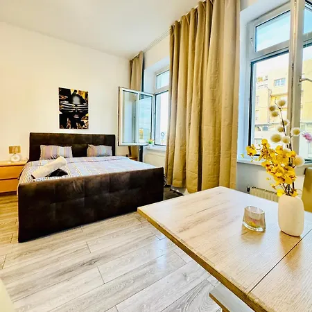 Apartment Comfy 3br In A Shared Apt, 10min To Fac Platz Vienna