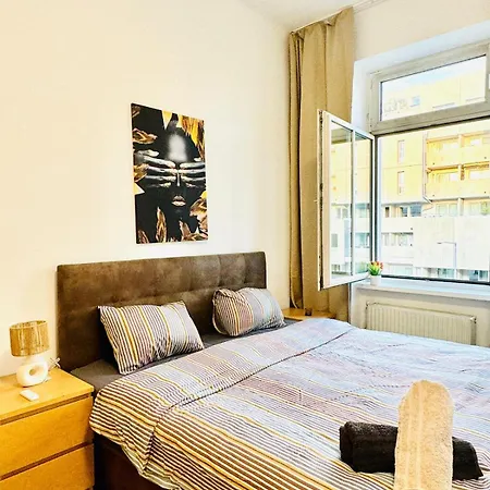 Comfy 3br In A Shared Apt, 10min To Fac Platz *