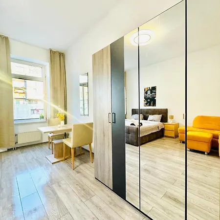 Apartment Comfy 3br In A Shared Apt, 10min To Fac Platz Vienna