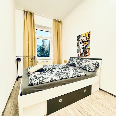 Apartment Comfy 3br In A Shared Apt, 10min To Fac Platz *