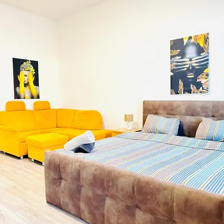 Comfy 3br In A Shared Apt, 10min To Fac Platz *