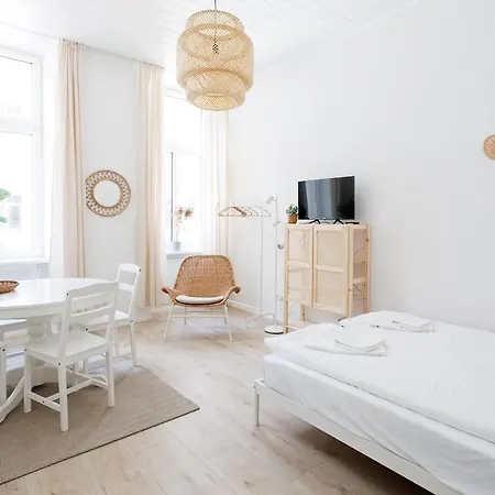 Apartment Wohnen Im 15 Ruhig Und Zentral
