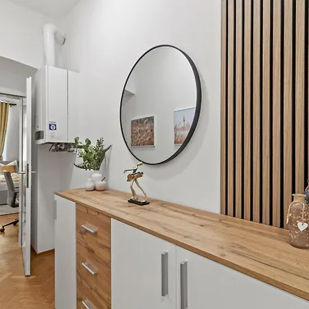 Apartmán Zentrale, Stilvolle Und Gemuetliche