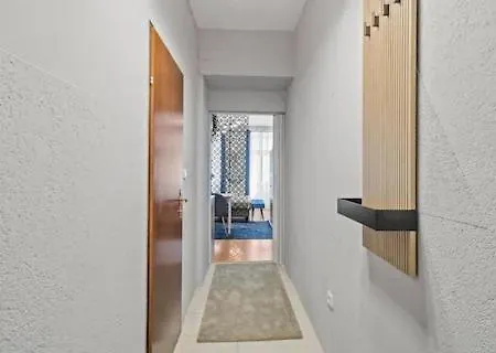 Apartment Next To Main Station I Shopping Street I Fast Wifi