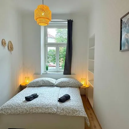 Apartment Stylish & Renovated With Free Parking *
