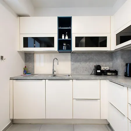 Myapartments Rooftop Apartment *