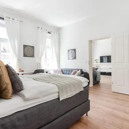 Relocation Or Expats, Only Long Term Stay! 2 Min To U4 Rossauer Laende Apartment Vienna