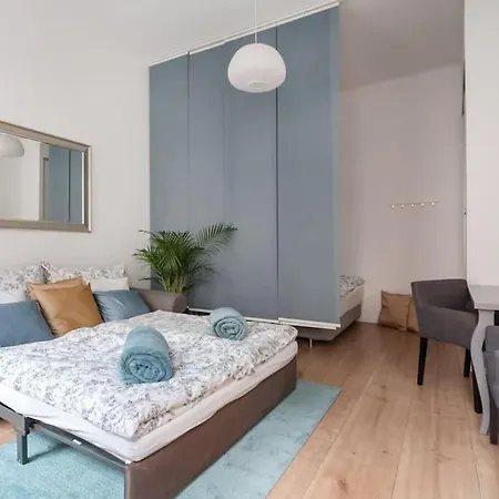 Apartment Relocation Or Expats, Only Long Term Stay! 2 Min To U4 Rossauer Laende *
