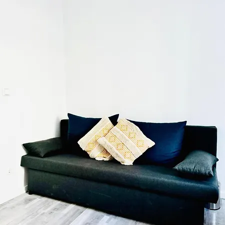 Beautiful 4br For Up To 12p 10 Min To Fac Platz Apartment *