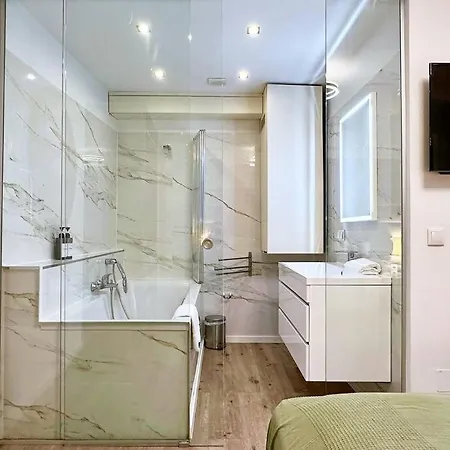 Inner I Walk To Stephansdom I Designer Flat Viena