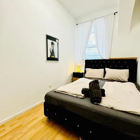 10 Bedroom For Groups, 8-min To Rathausplatz