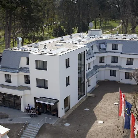 Seminarhotel Springer Schloessl 3* Vienna
