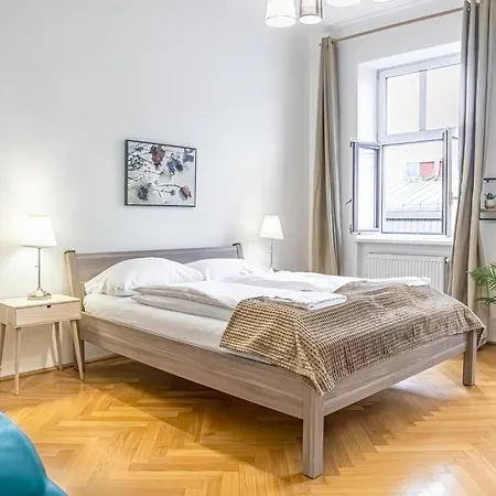 Comfortable 2br Apt.-near Wiener Stadthalle * Vienna