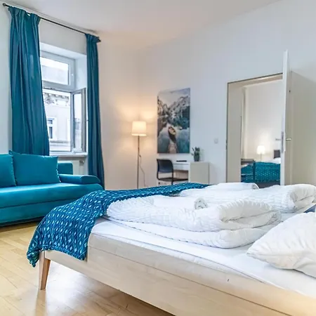 Apartment Elegant 2br Apt.@wiener Stadthalle/central Located *