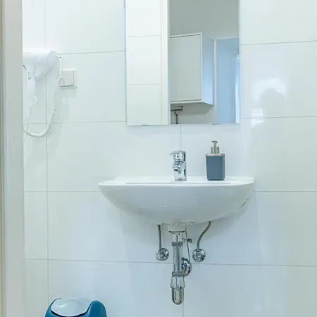 Elegant 2br Apt.@wiener Stadthalle/central Located *