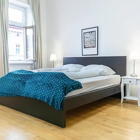Elegant 2br Apt.@wiener Stadthalle/central Located * Vienna