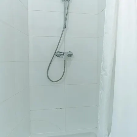 Elegant 2br Apt.@wiener Stadthalle/central Located Apartment